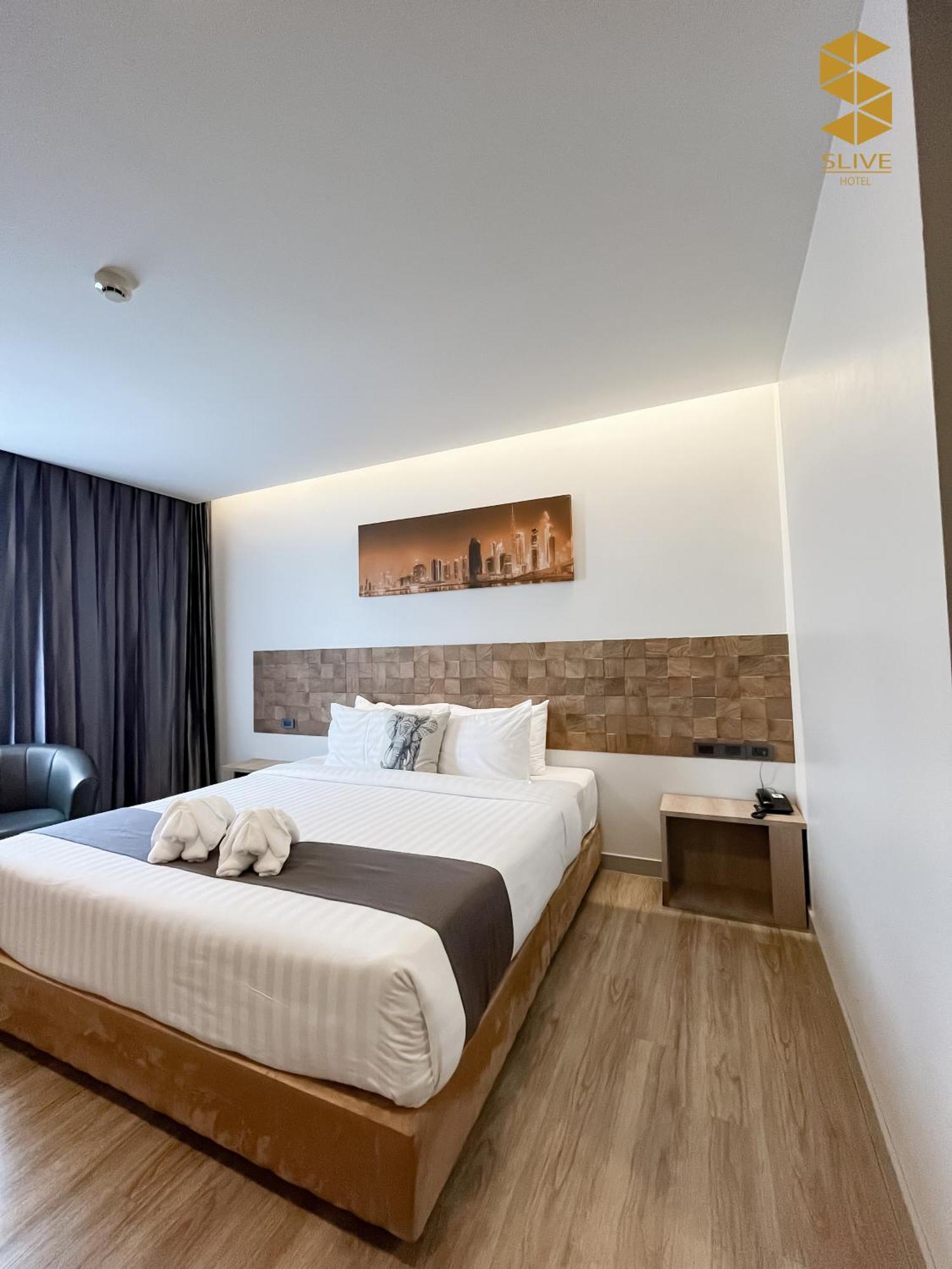 Slive Hotel Surin Εξωτερικό φωτογραφία